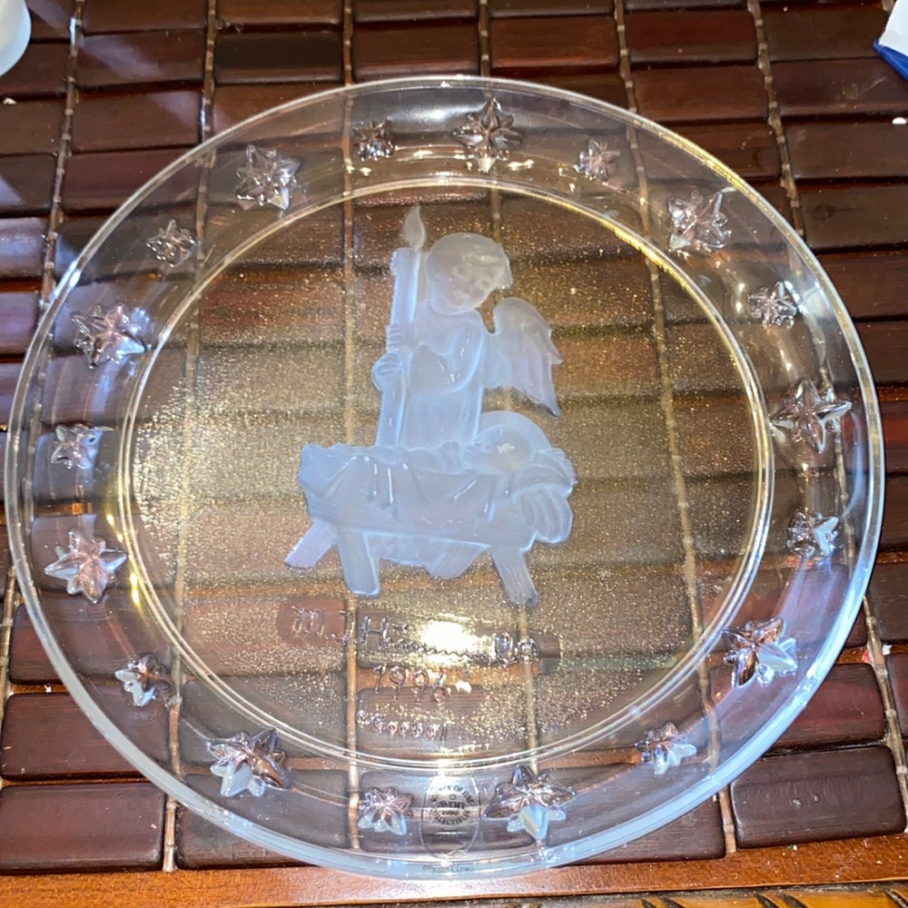 MJ Hummel 1996 Glass Nativity Plate New No Tag Or Box